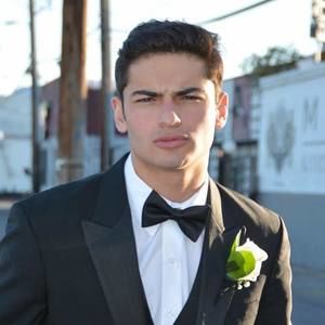 Meet your Posher, Ray